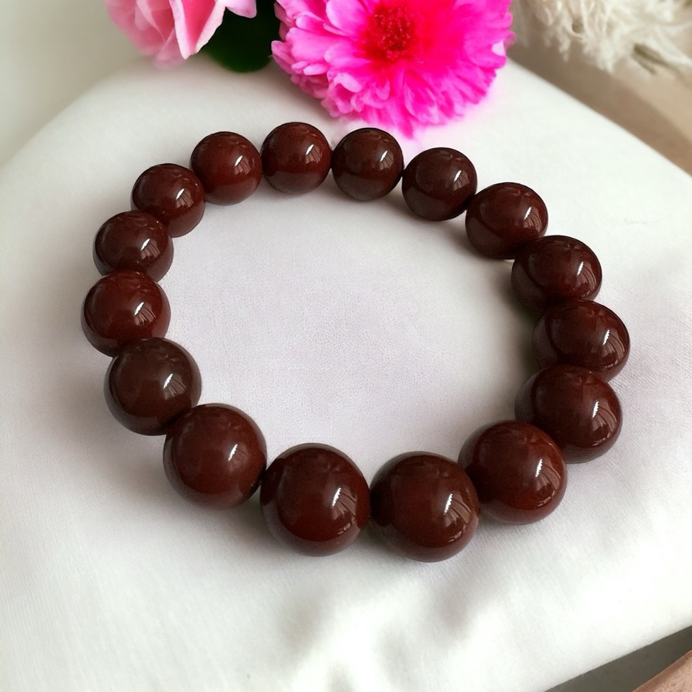 14mm Burgundy Alashan Agate Beaded Bracelet